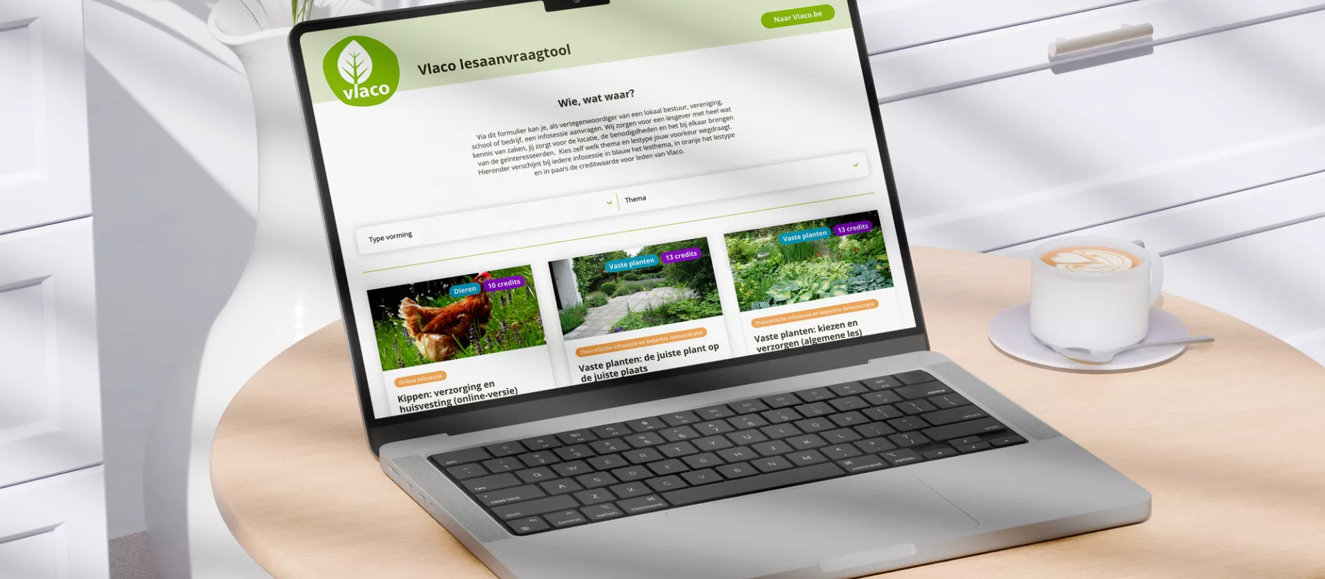 Mockup van laptop met Vlaco lesaanvraagtool