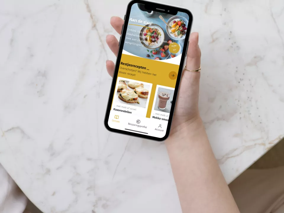 Een gsm met de app Plan-eet 