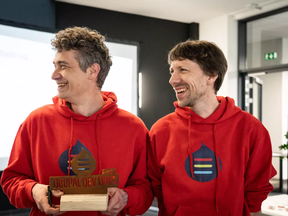 Dries Van Giel en Nick Veenhof met de Sponsor awards Dries Van Giel en Nick Veenhof met de Sponsor awards